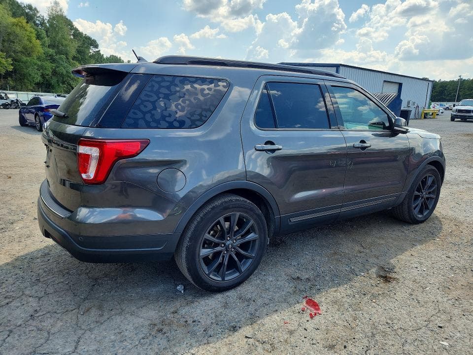 2018 FORD EXPLORER XLT 3