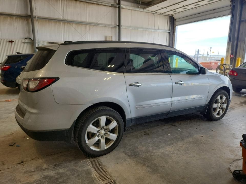 2017 CHEVROLET TRAVERSE LT 3