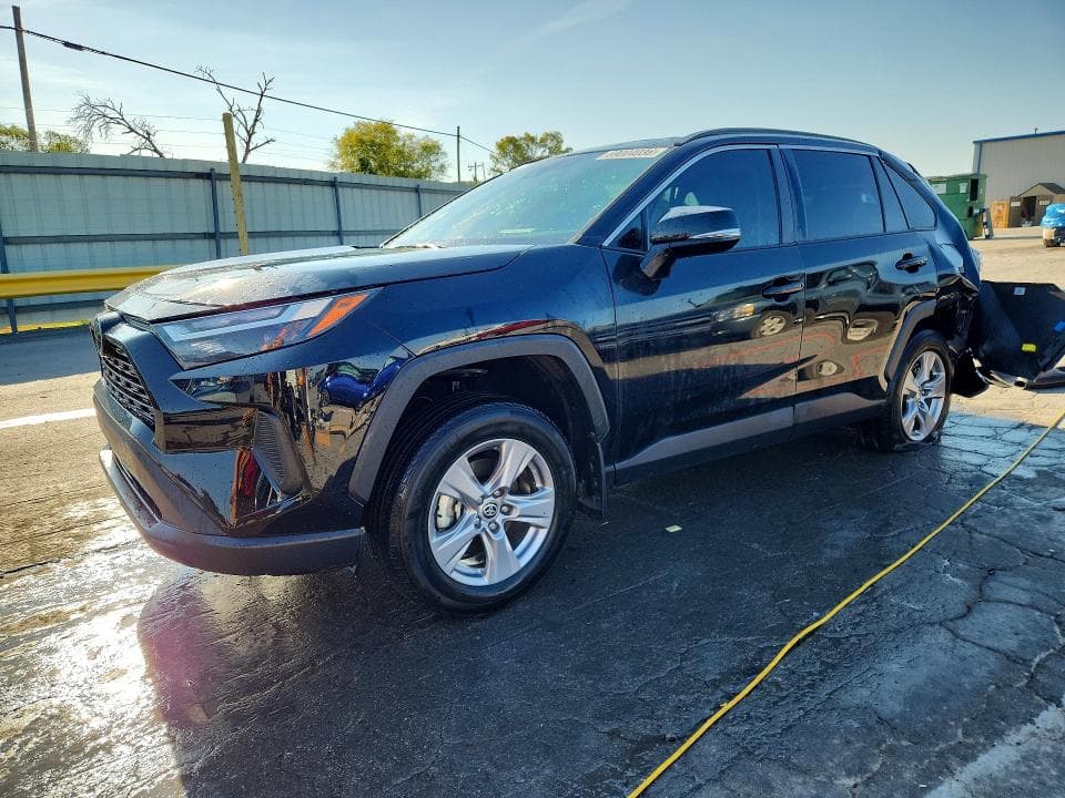 2025 TOYOTA RAV4 XLE - 1