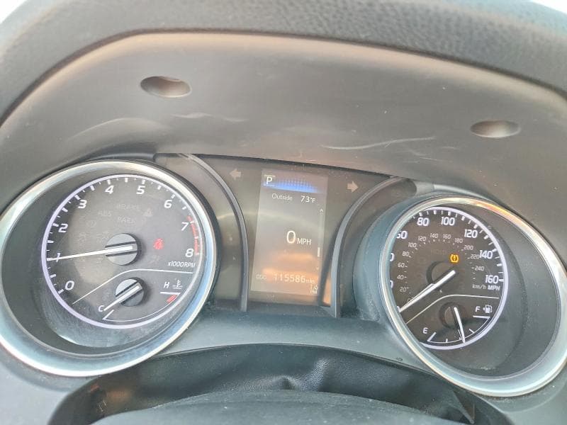 2018 TOYOTA CAMRY LE 9