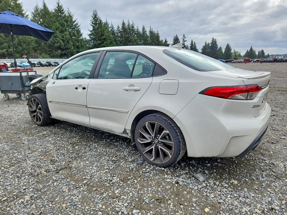 2020 TOYOTA COROLLA SE 2