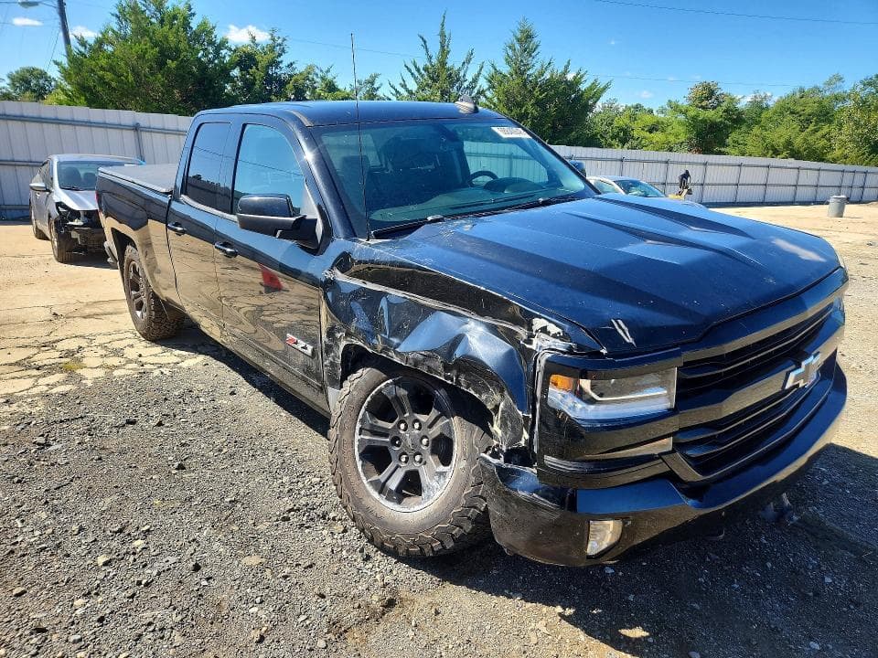 2017 CHEVROLET SILVERADO K1500 LT 4