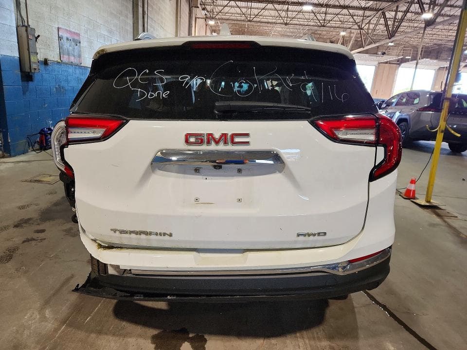 2024 GMC TERRAIN SLT 6