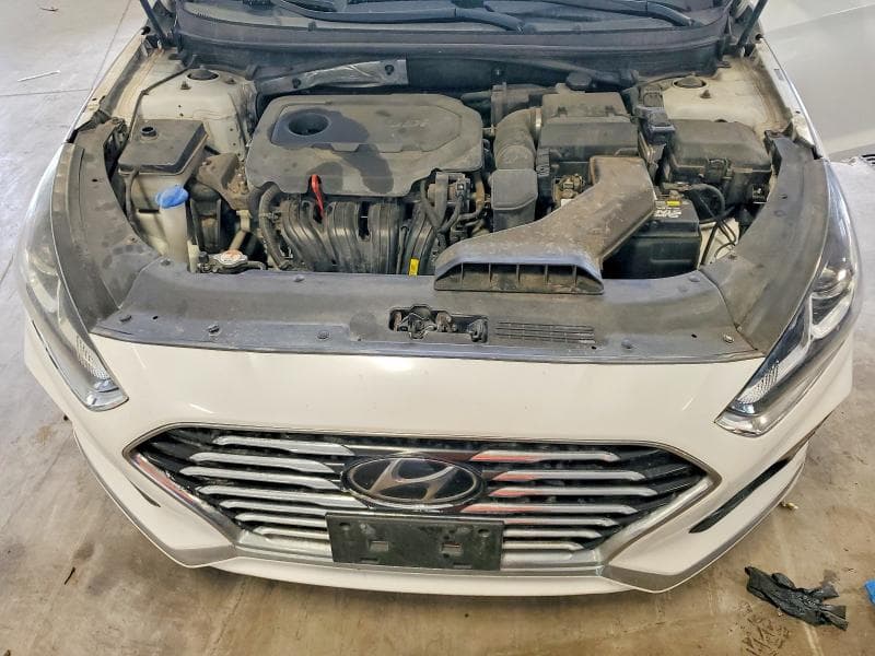 2018 HYUNDAI SONATA SE 11