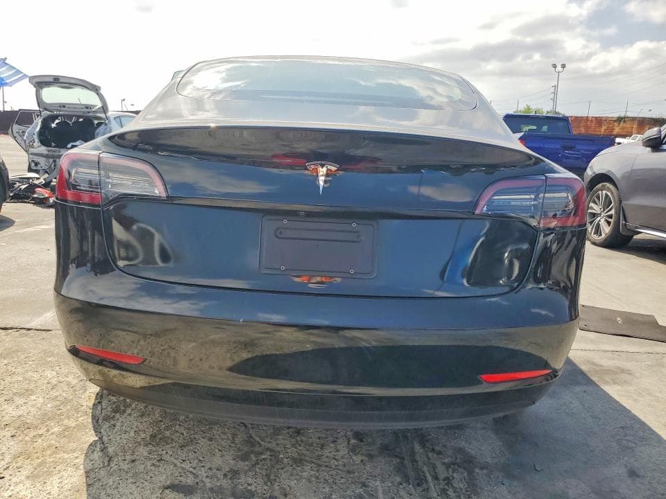 2023 TESLA MODEL 3 6