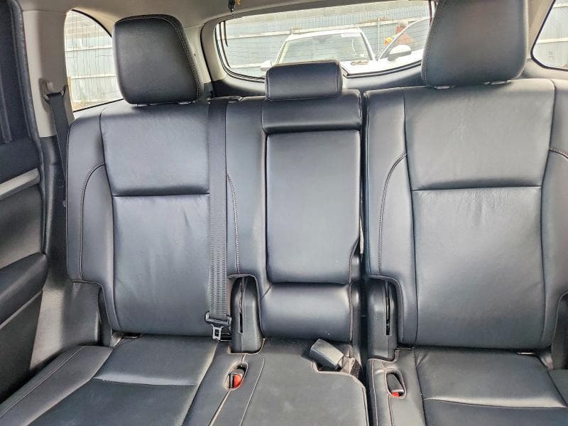 2019 TOYOTA HIGHLANDER XLE 10