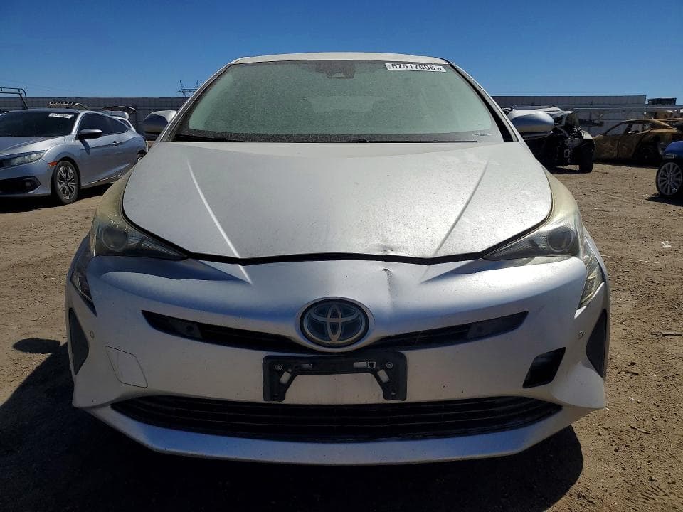 2017 TOYOTA PRIUS TWO 5