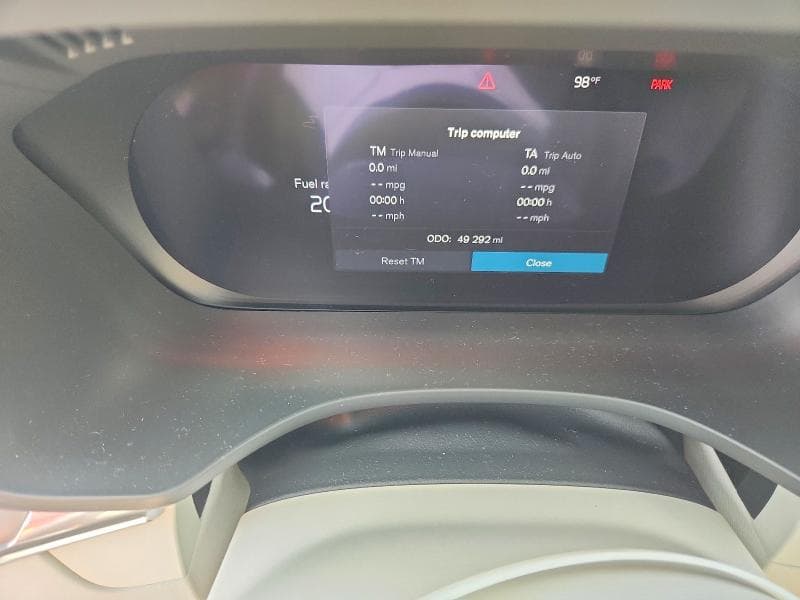 2023 VOLVO XC60 CORE 9