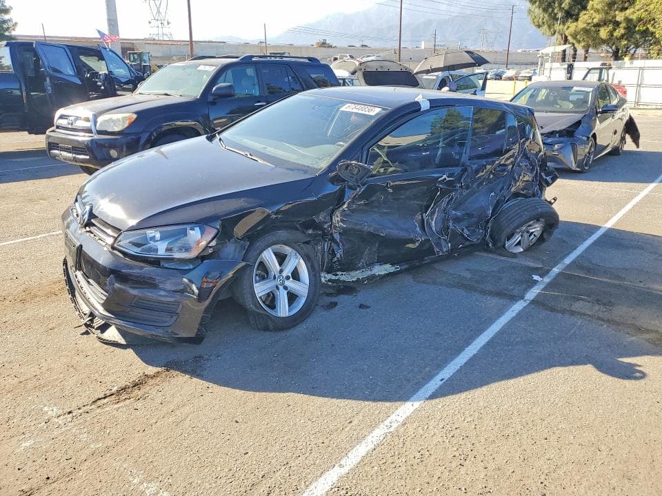 2017 VOLKSWAGEN GOLF S - 1