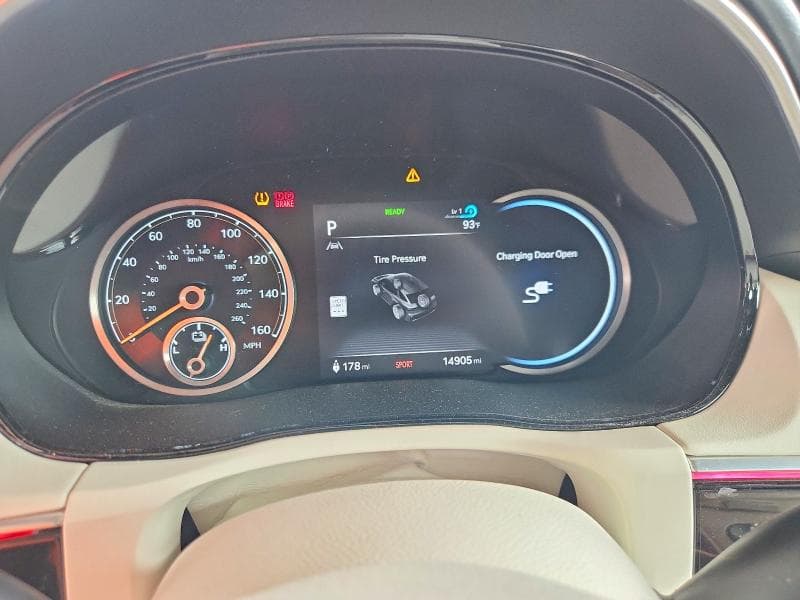 2023 GENESIS ELECTRIFIED GV70 BASE 9