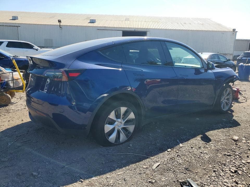 2023 TESLA MODEL Y 3