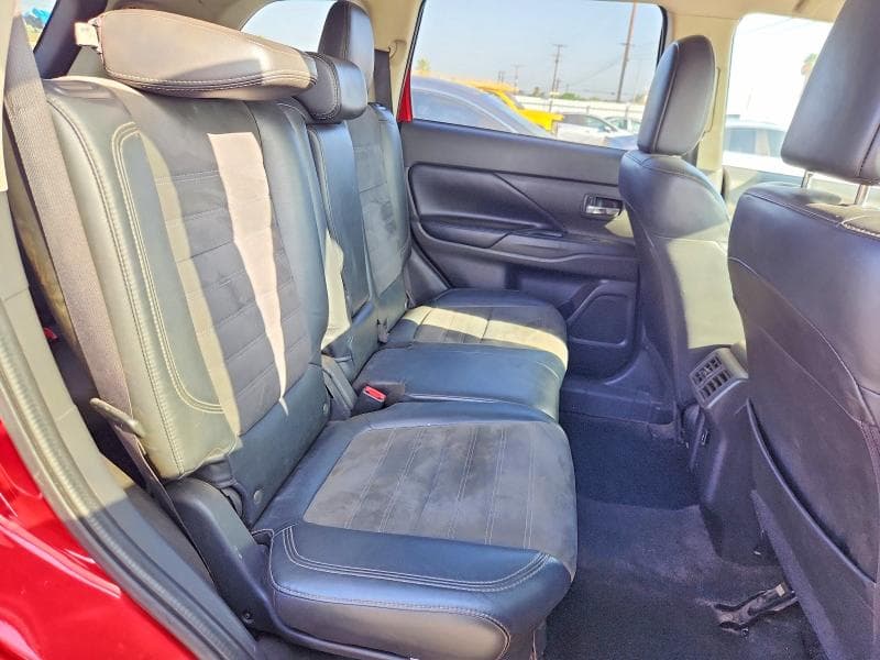 2019 MITSUBISHI OUTLANDER SE 11