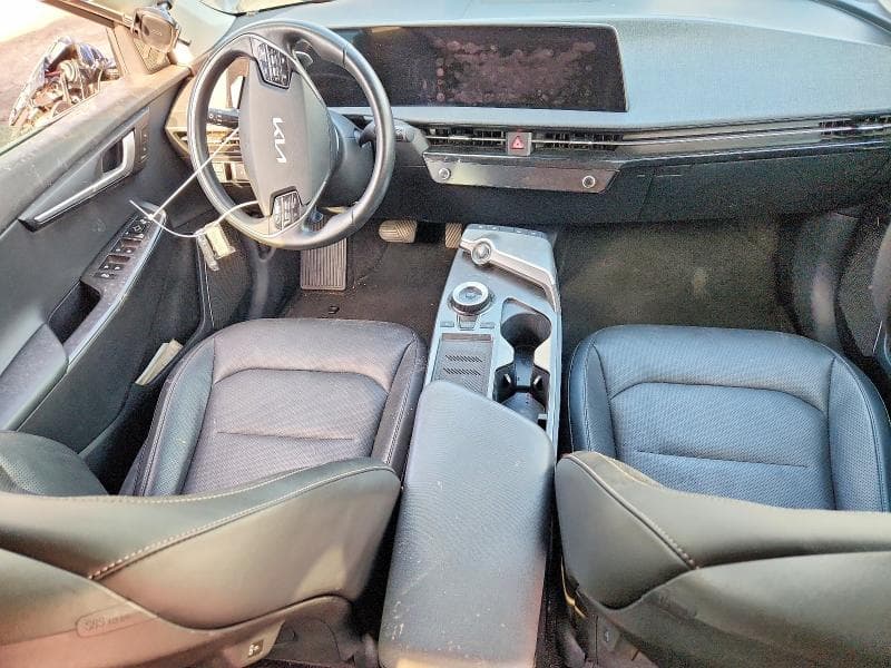 2023 KIA EV6 WIND 8