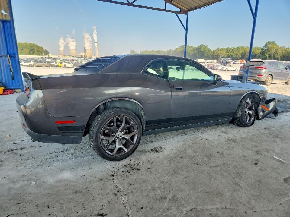 2017 DODGE CHALLENGER SXT 3