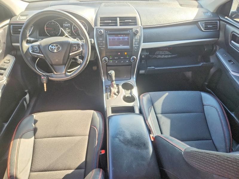 2017 TOYOTA CAMRY SE 8