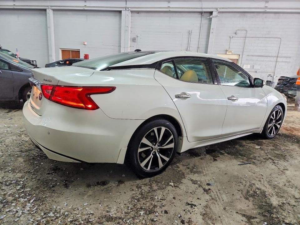 2017 NISSAN MAXIMA PLATINUM 3