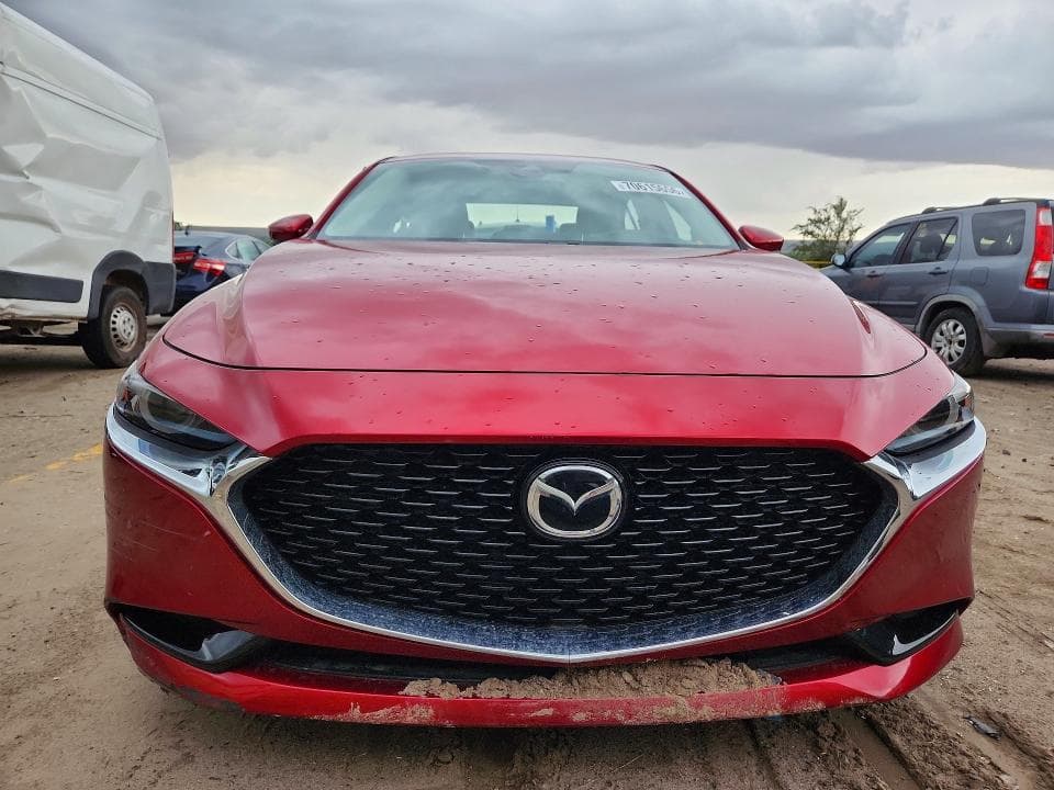 2019 MAZDA 3 PREMIUM 5