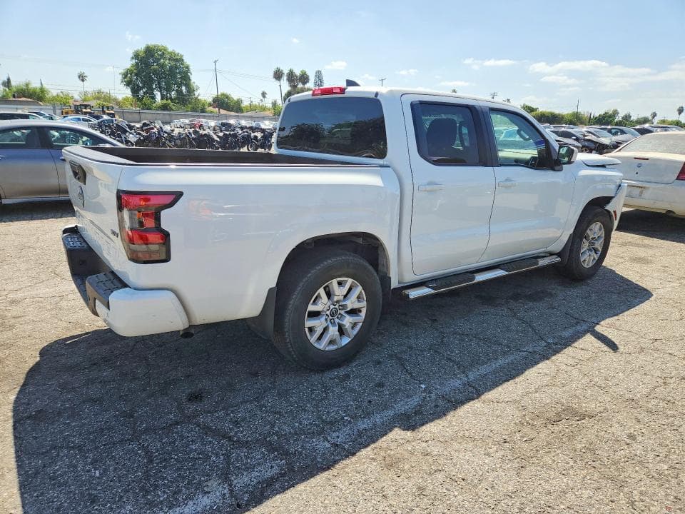2023 NISSAN FRONTIER SV 3