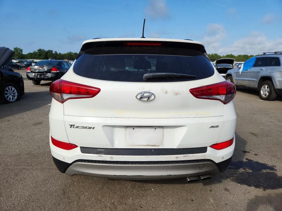 2017 HYUNDAI TUCSON VALUE 6