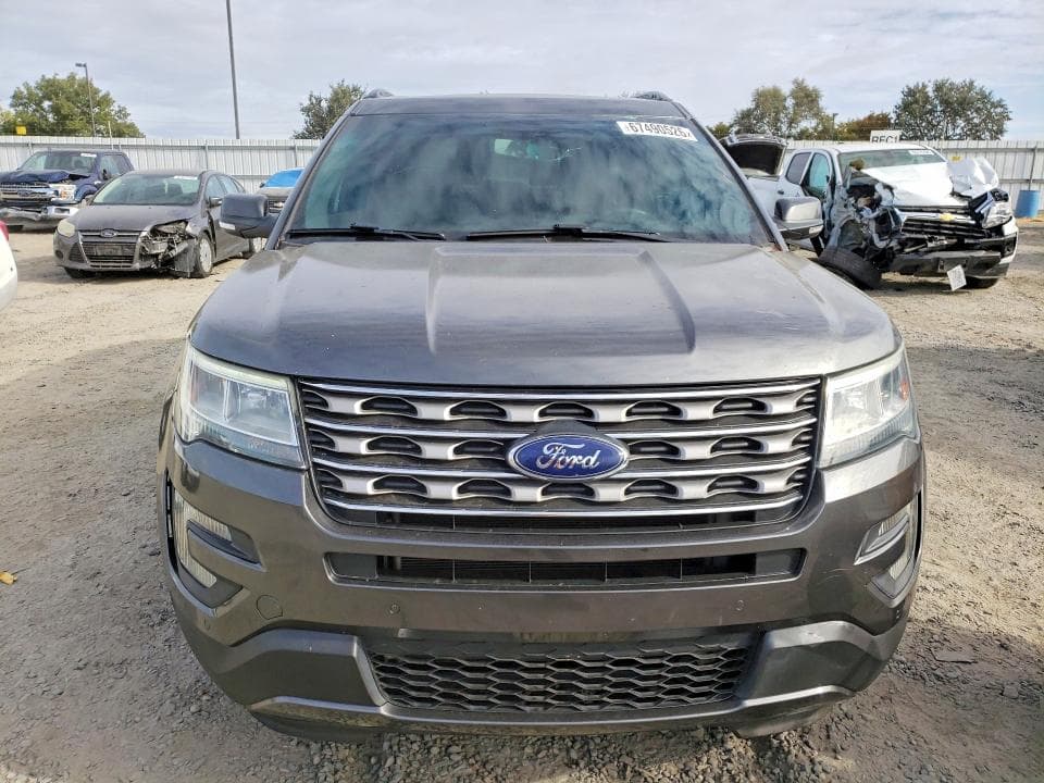 2017 FORD EXPLORER XLT 5