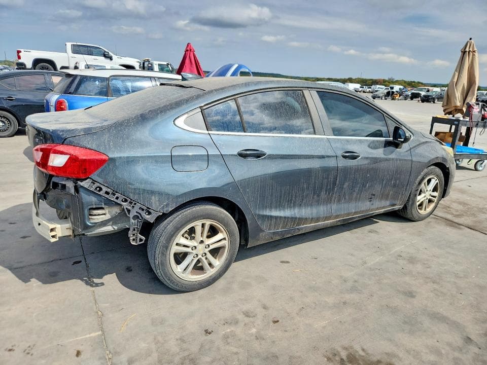 2017 CHEVROLET CRUZE LT 3