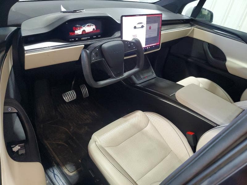 2022 TESLA MODEL X 8