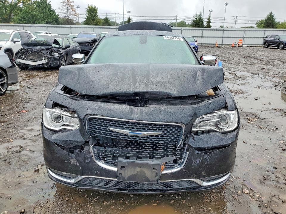 2017 CHRYSLER 300 LIMITED 5