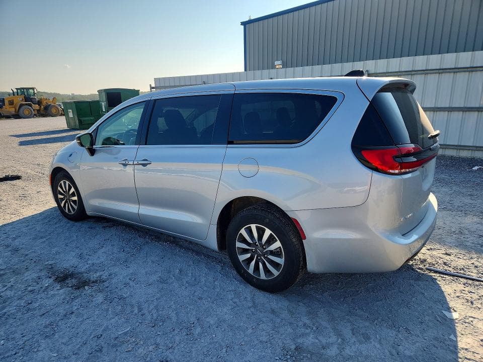 2024 CHRYSLER PACIFICA HYBRID SELECT 2