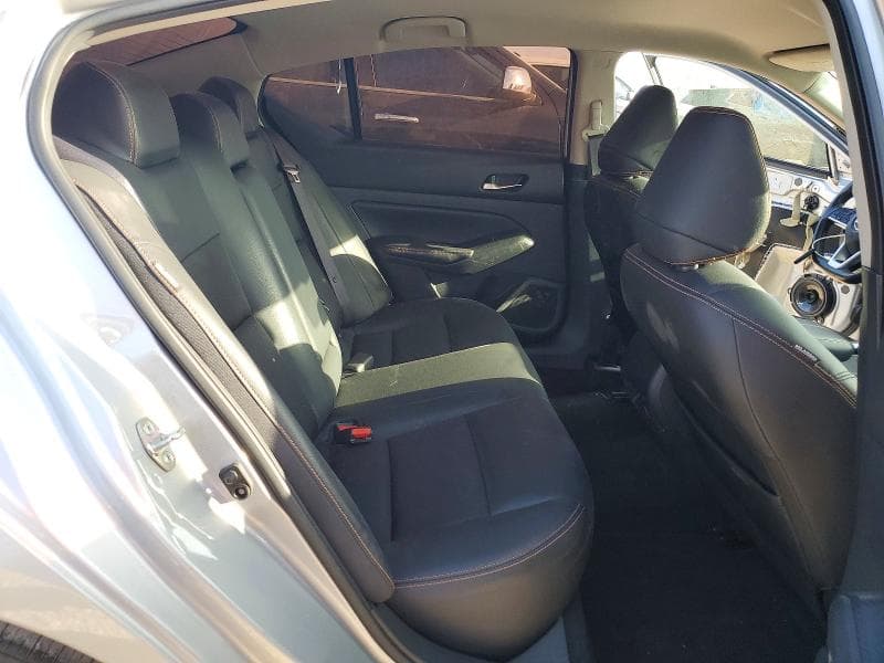 2019 NISSAN ALTIMA SR 10