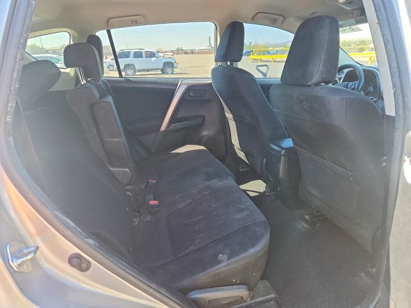 2018 TOYOTA RAV4 LE 11