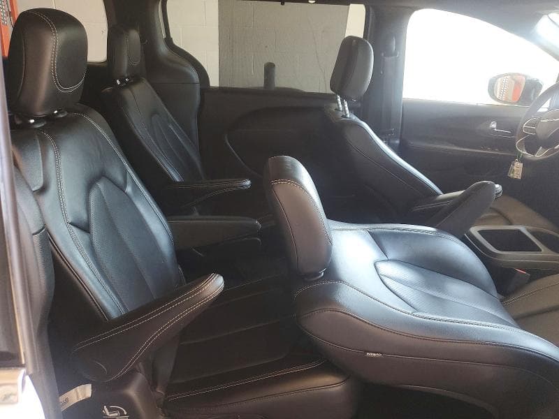 2025 CHRYSLER PACIFICA SELECT 11