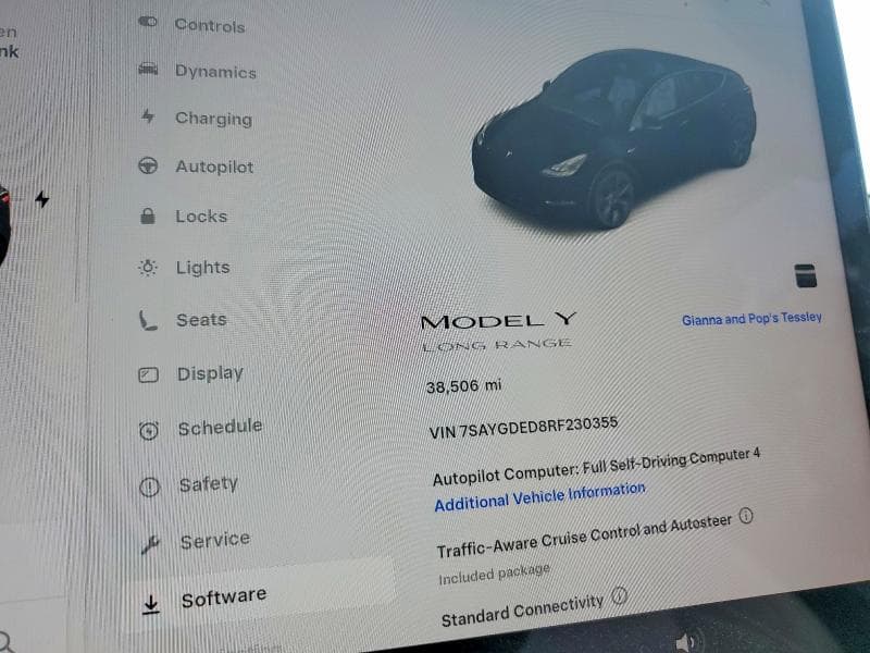 2024 TESLA MODEL Y 9
