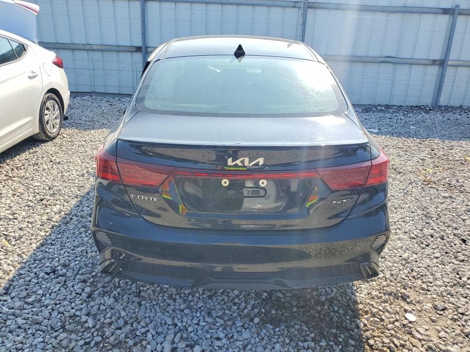 2023 KIA FORTE GT LINE 6
