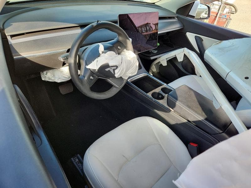 2021 TESLA MODEL Y 8