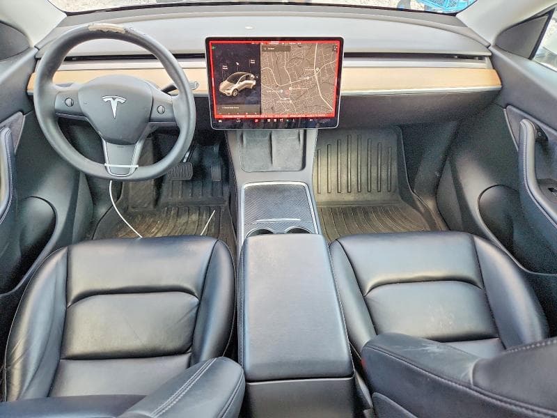 2021 TESLA MODEL Y 8