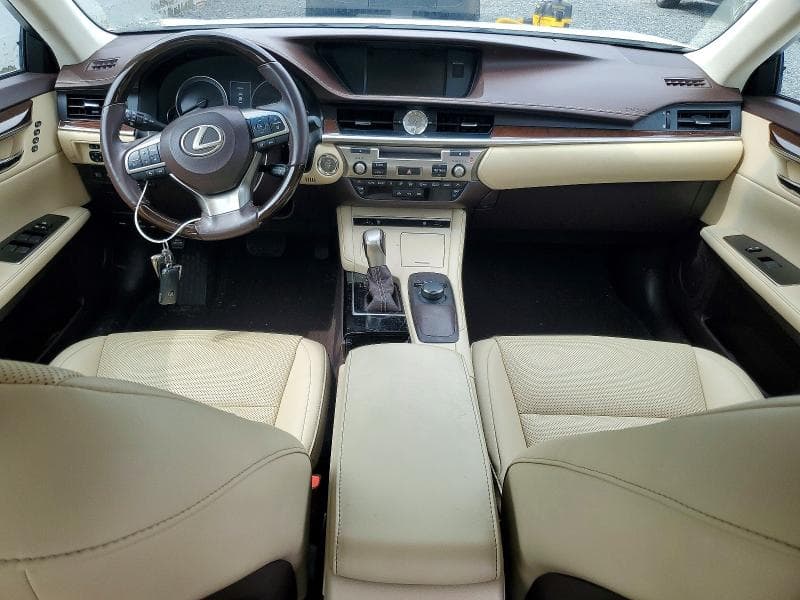 2017 LEXUS ES 350 8