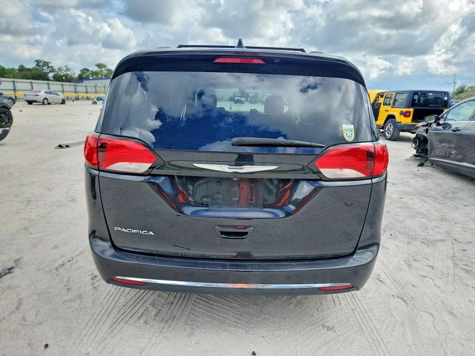 2017 CHRYSLER PACIFICA TOURING L 6