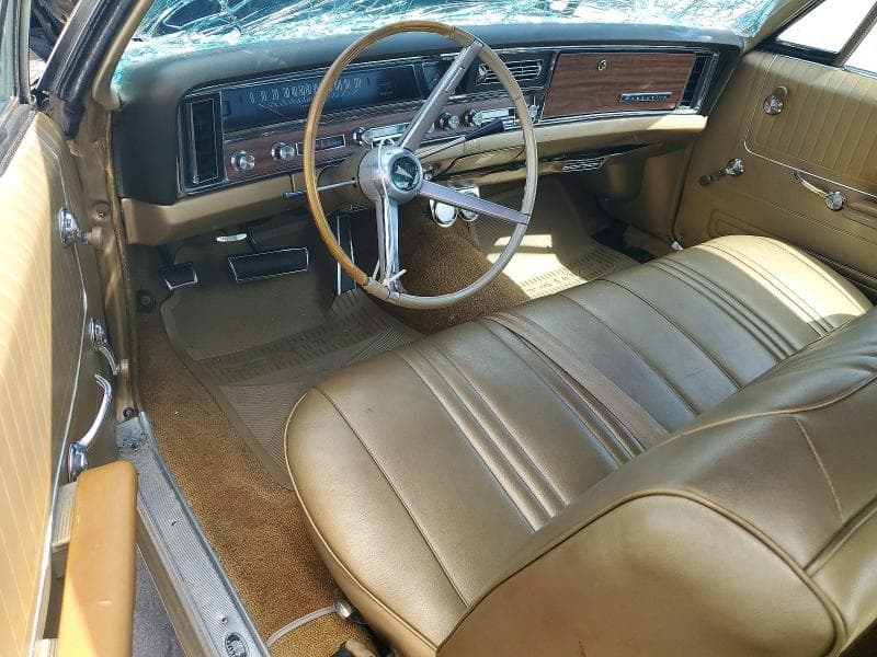 1967 PONTIAC EXECUTIVE 8