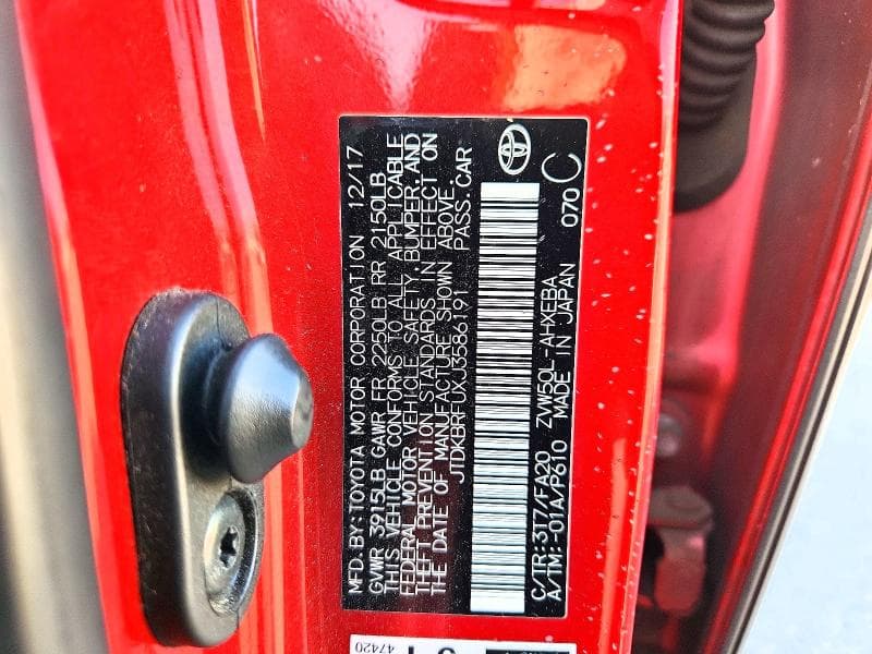 2018 TOYOTA PRIUS TWO 13