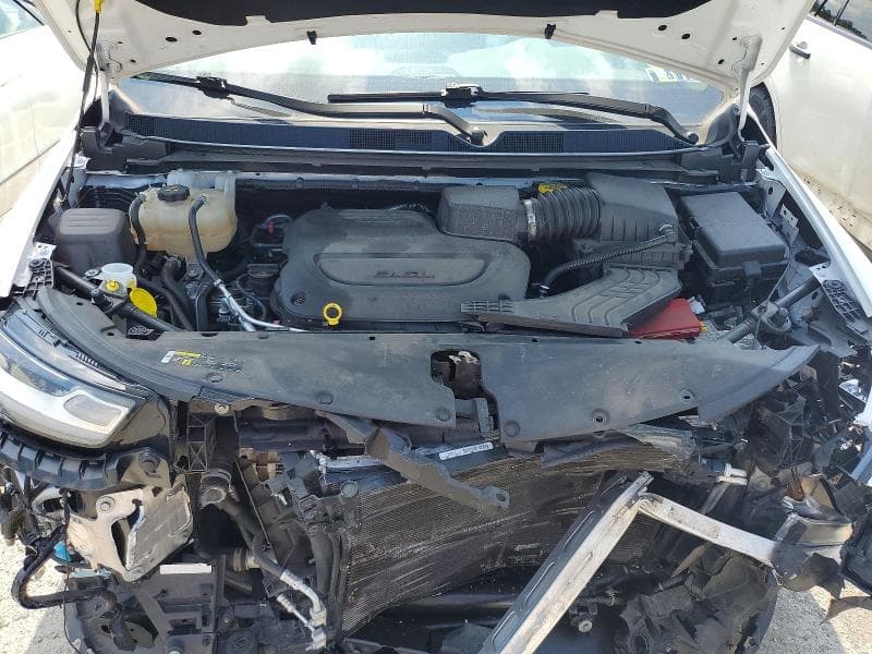 2021 CHRYSLER PACIFICA TOURING L 12