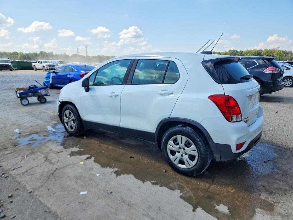 2018 CHEVROLET TRAX LS 2