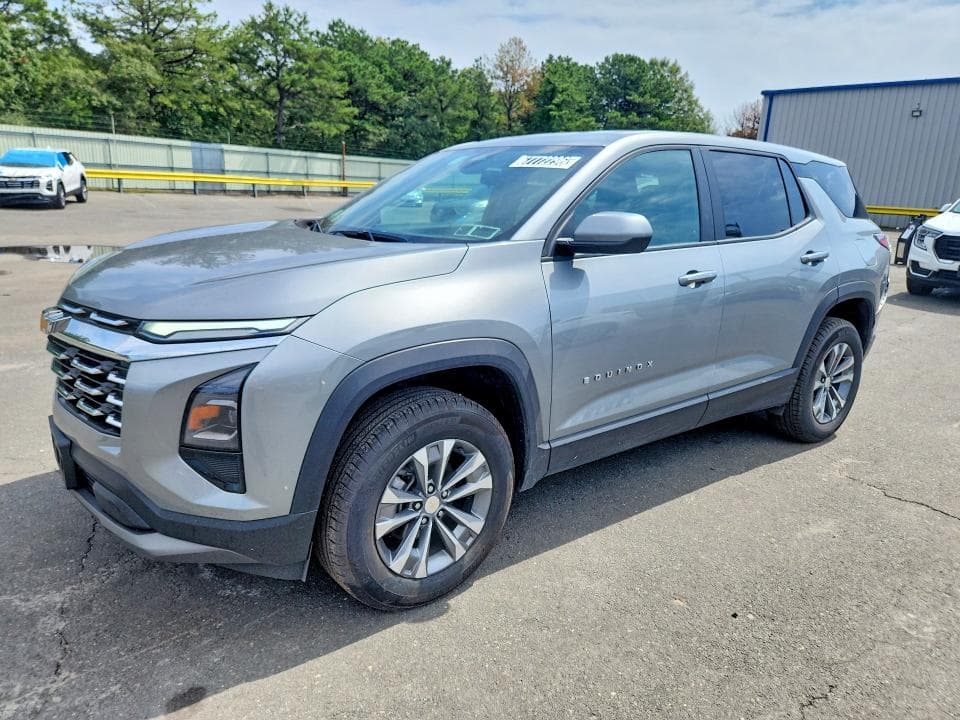 2025 CHEVROLET EQUINOX LT - 1