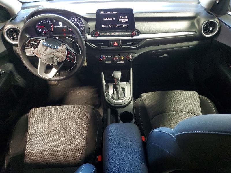 2024 KIA FORTE LXS 8