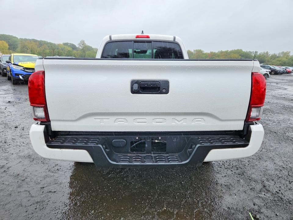 2023 TOYOTA TACOMA SR 6