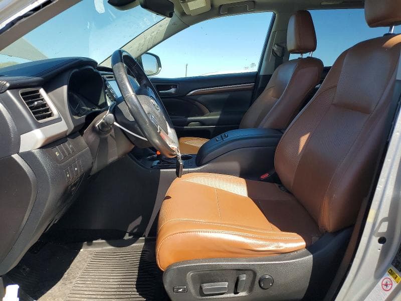 2017 TOYOTA HIGHLANDER HYBRID LIMITED 7