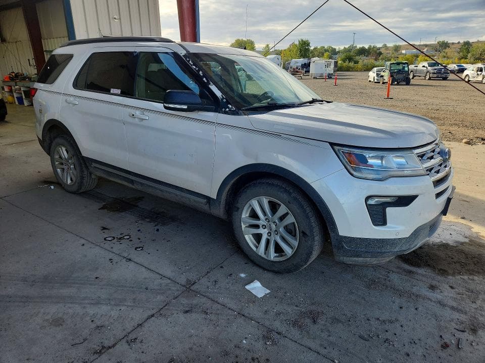 2019 FORD EXPLORER XLT 4