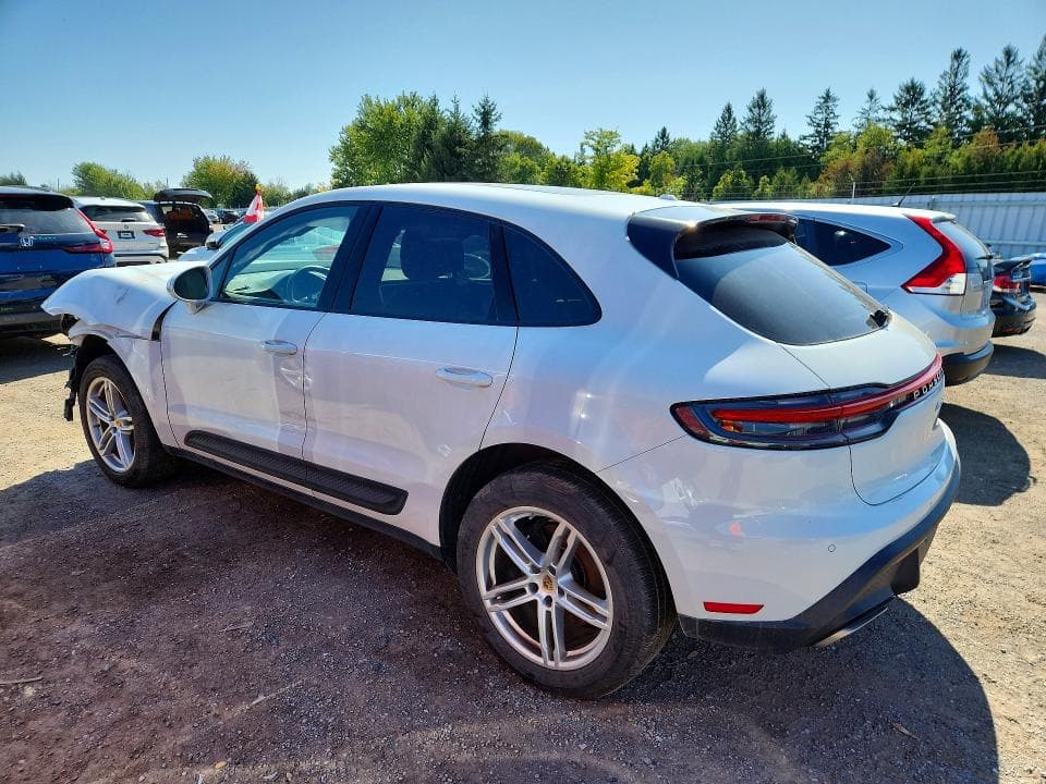 2022 PORSCHE MACAN 2