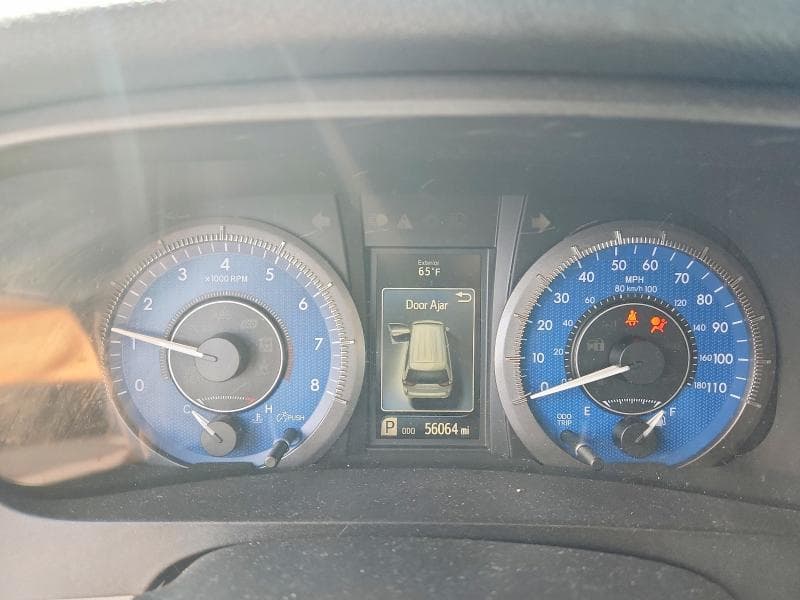 2017 TOYOTA SIENNA XLE 7-PASSENGER 9