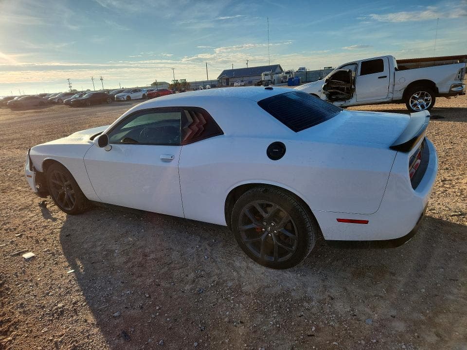 2021 DODGE CHALLENGER SXT 2