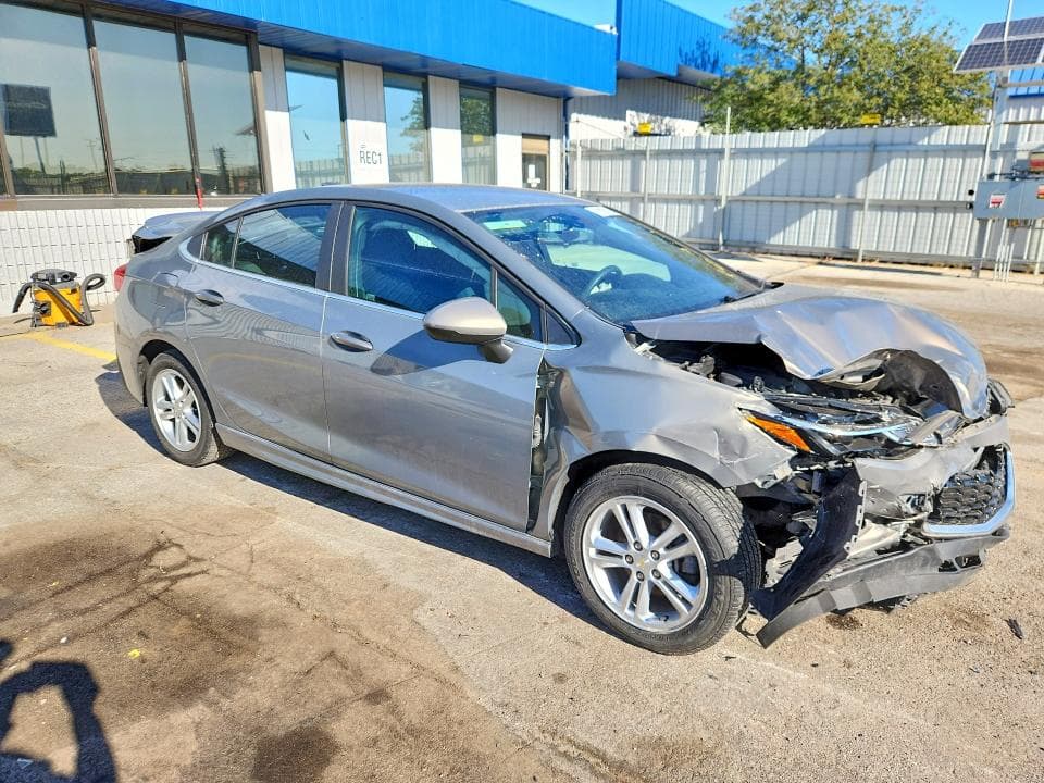2017 CHEVROLET CRUZE LT 4